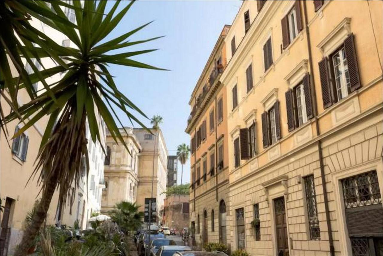 Villa Colosseum's Courtyard à Rome Extérieur photo